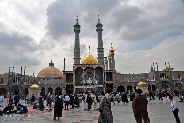 در پی تصمیمات ستاد بحران :حرم حضرت معصومه(س) و مسجد جمکران تعطیل می‌شود