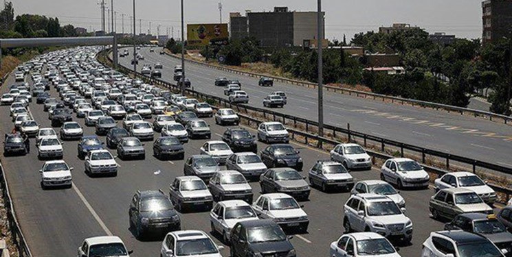 ترافیک نیمه‌سنگین در آزادراه تهران ـ قم