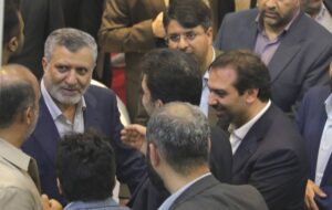 بازدید وزیر تعاون کار و رفاه اجتماعی از غرفه شرکت نفت ایرانول