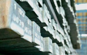 (عرضه ۱۰ هزار تن شمش فولادی شرکت فولاد غدیر نی‌ریز در بورس کالا