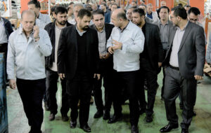 (مدیران رسانه ملی از خطوط تولید سایپا بازدید کردند/ تأکید سایپا و رسانه ملی بر حمایت از تولید ملی و بازتاب پیشرفت‌های صنعت خودرو