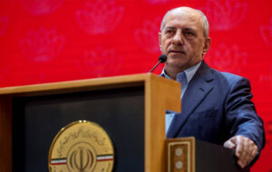 (محور راهبرد بانک پارسیان: چابکی، شفافیت و مشتری‌مداری