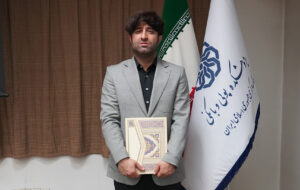 (مدیر آینده پژوهی بانک پارسیان، پژوهشگر منتخب نظام بانکی شد